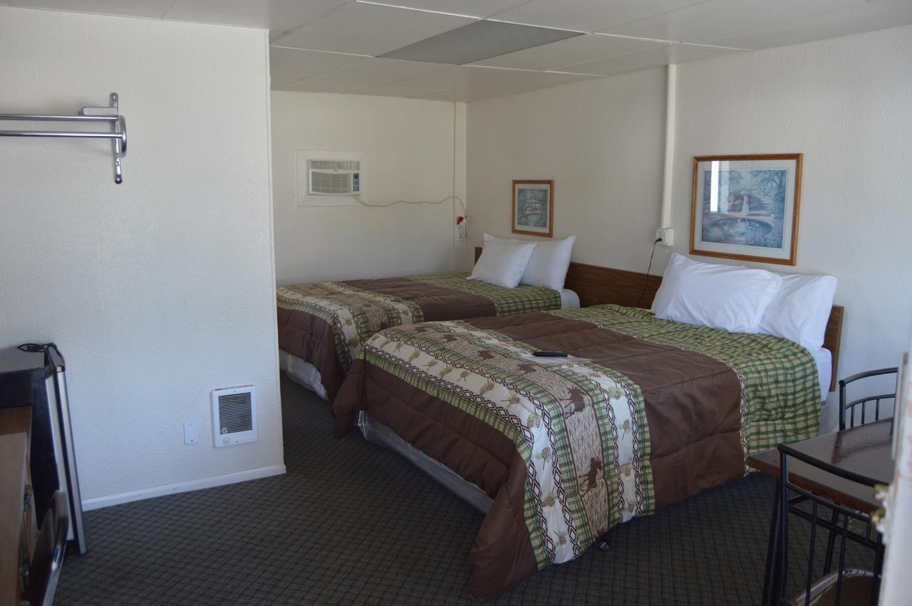 Newport Antler Motel Exterior photo